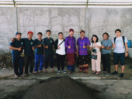 Indonesian Ocean Pride Apresiasi Pengelolaan Sampah: “Belajarlah di Desa Tajun”
